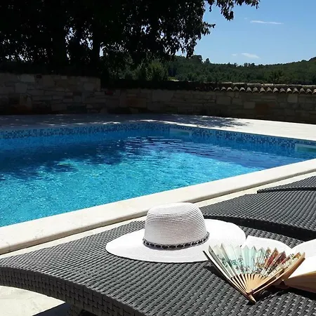 Luna With Pool Poreč