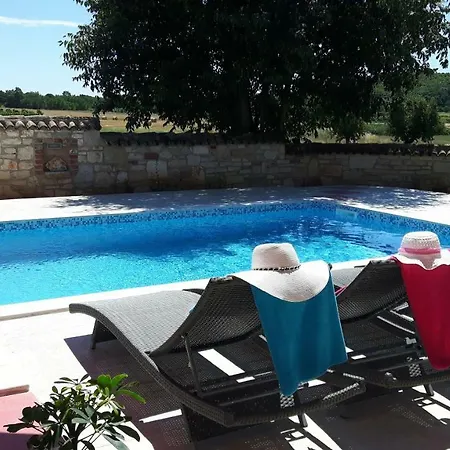 Luna With Pool * Poreč