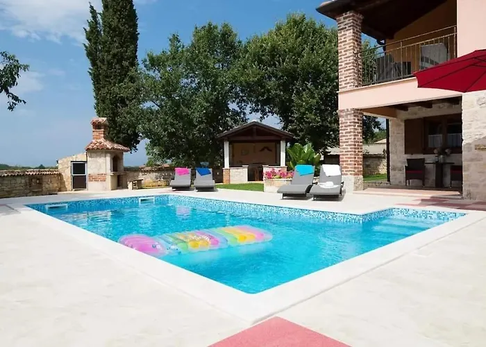 Luna With Pool * 포레치